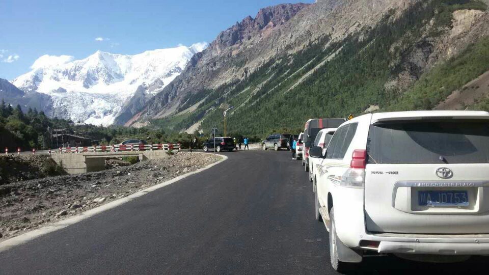 成都旅游租車